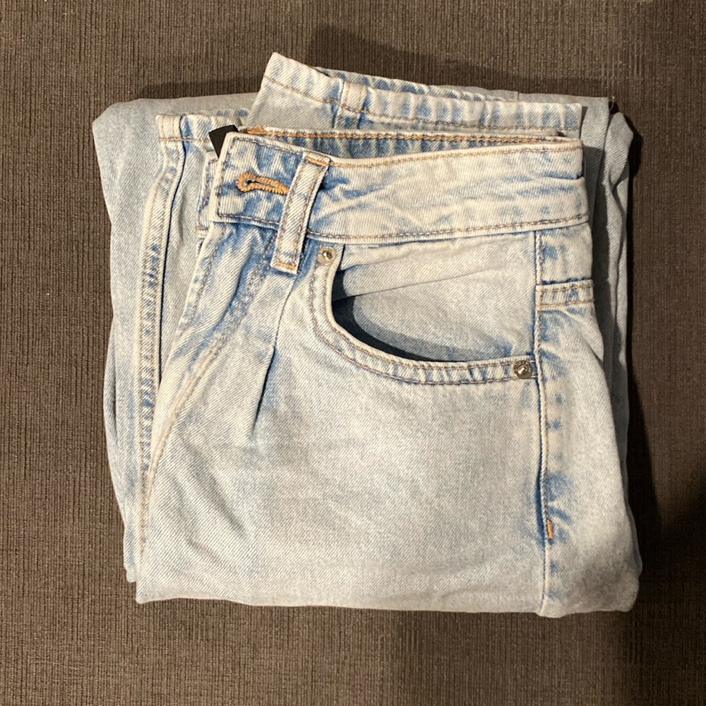 H&M mom jeans